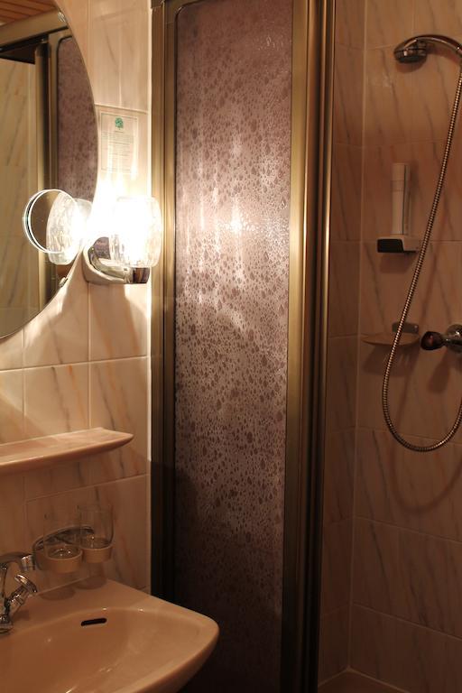 Hotel Luga Nuremberg Extérieur photo