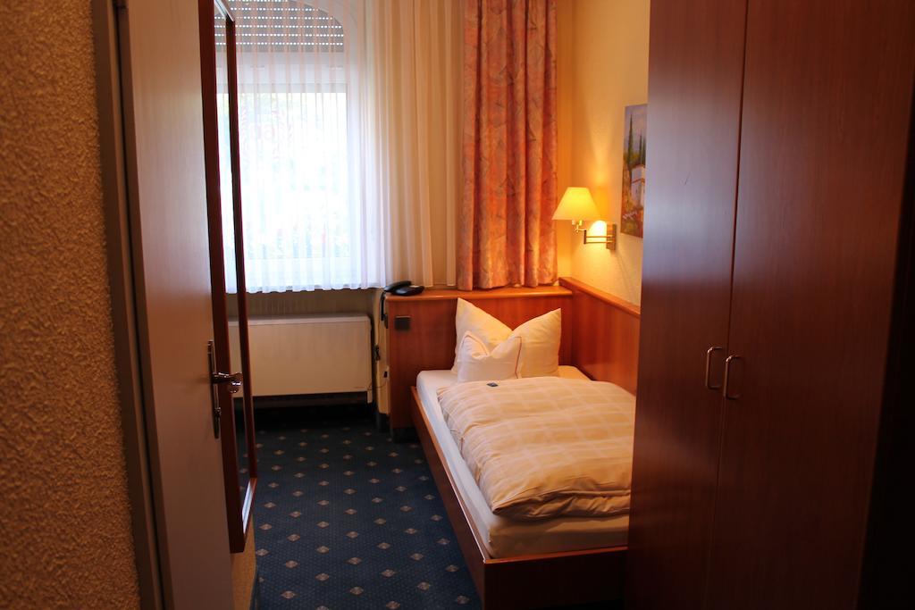 Hotel Luga Nuremberg Extérieur photo